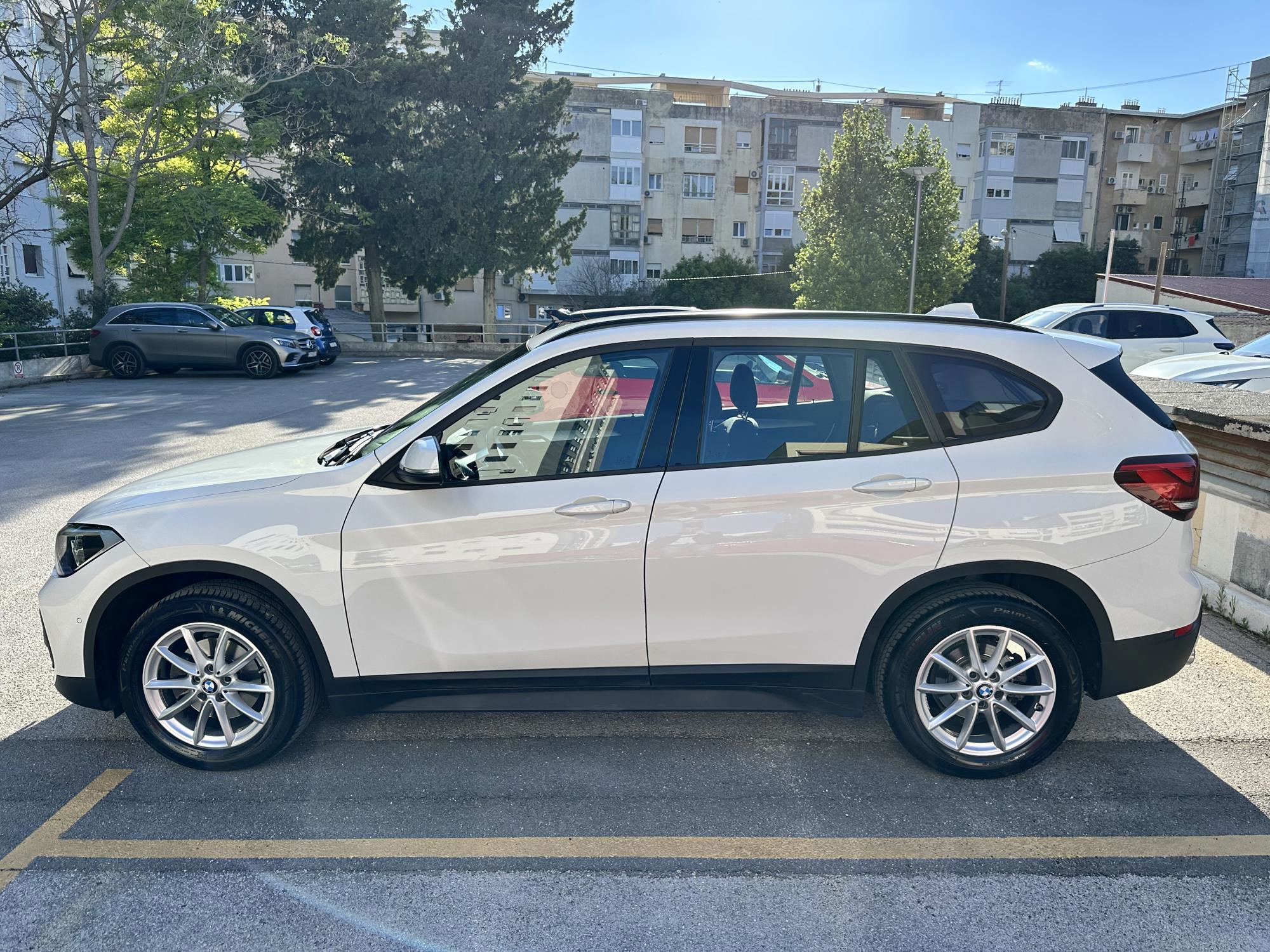 BMW X1 18d automatik, fotografija 4