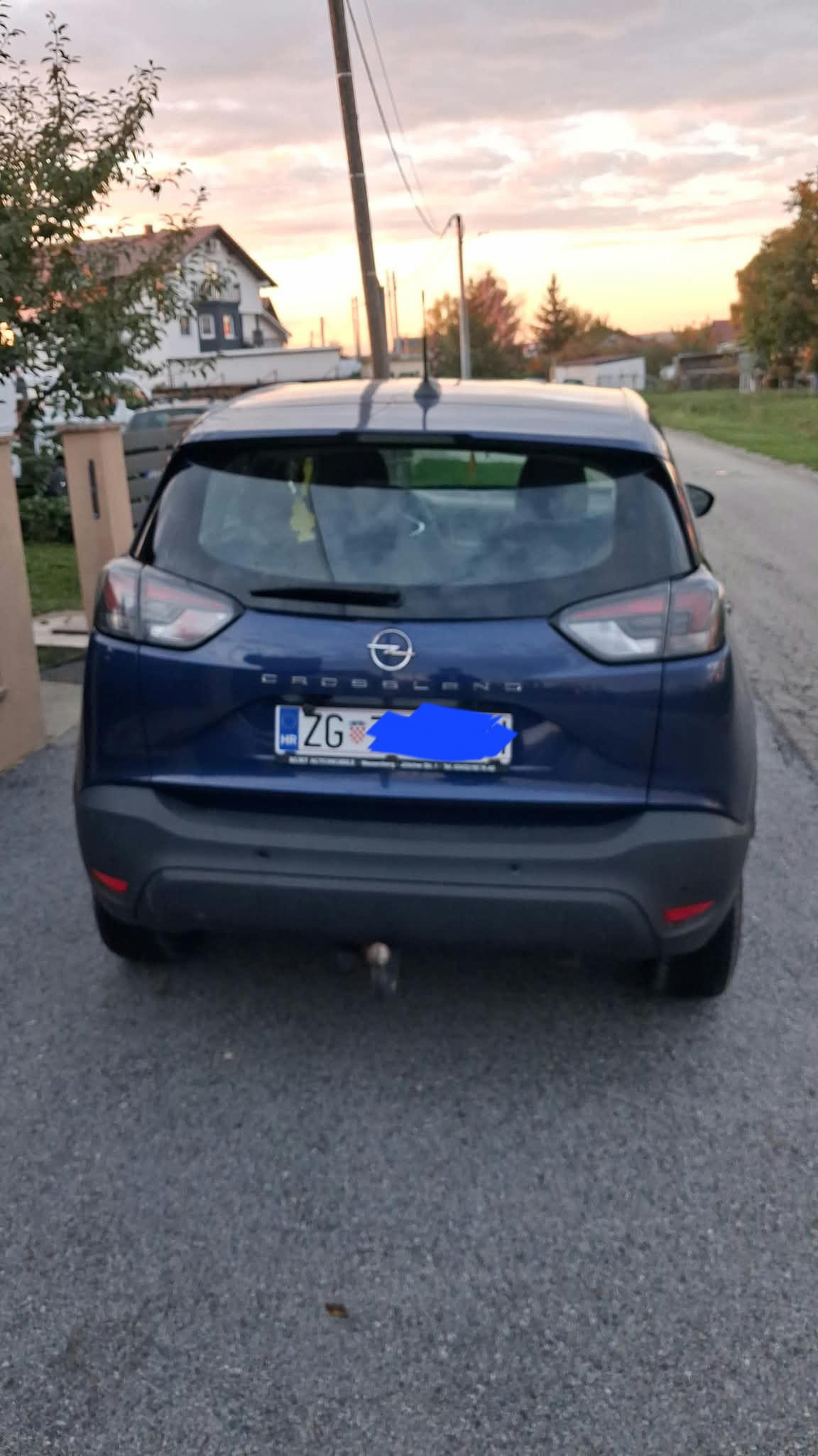 Opel Crossland, fotografija 2