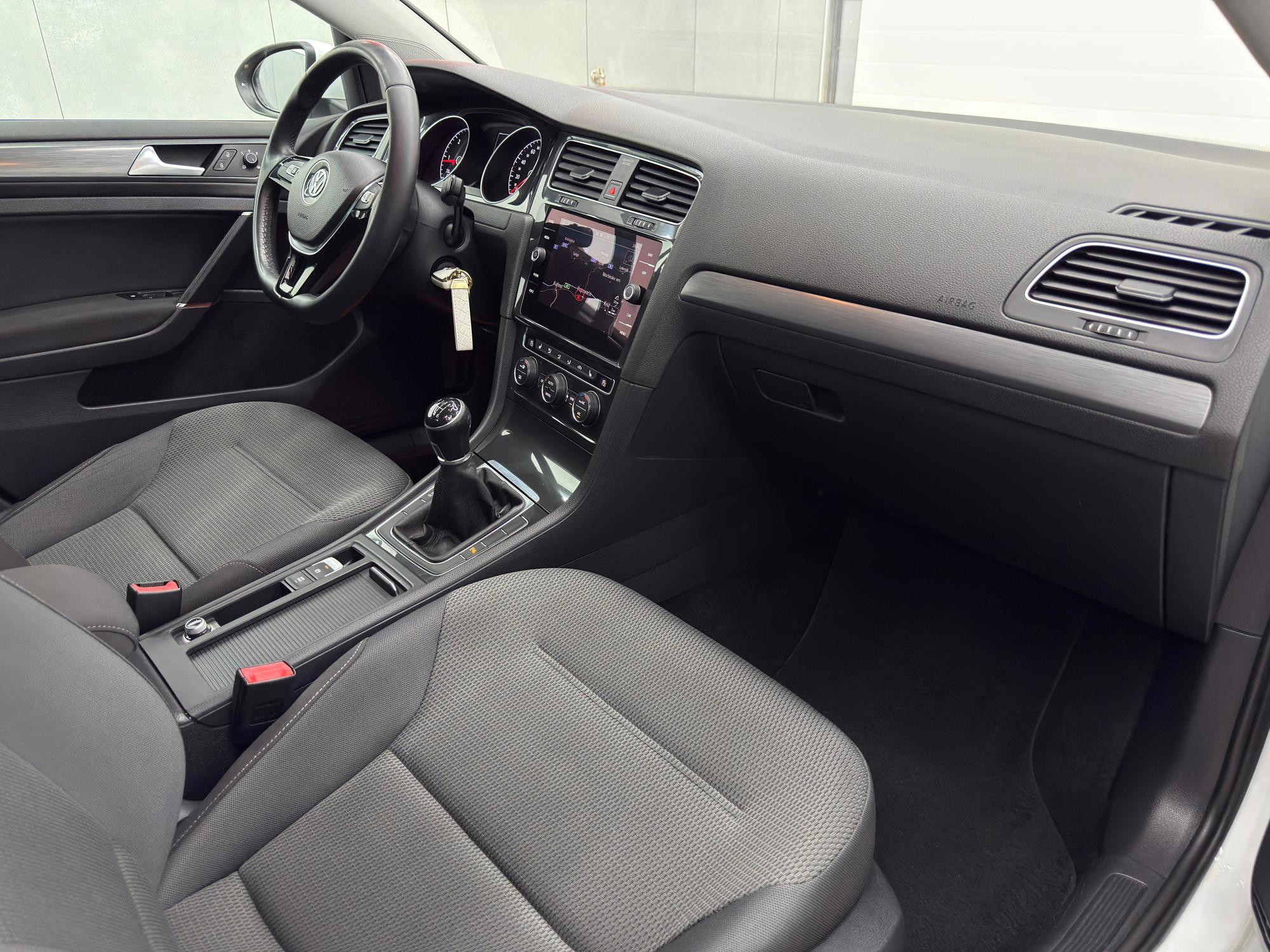 Golf 7,5 2.0 TDI R Line 110 kw, pogled izvana - slika 3
