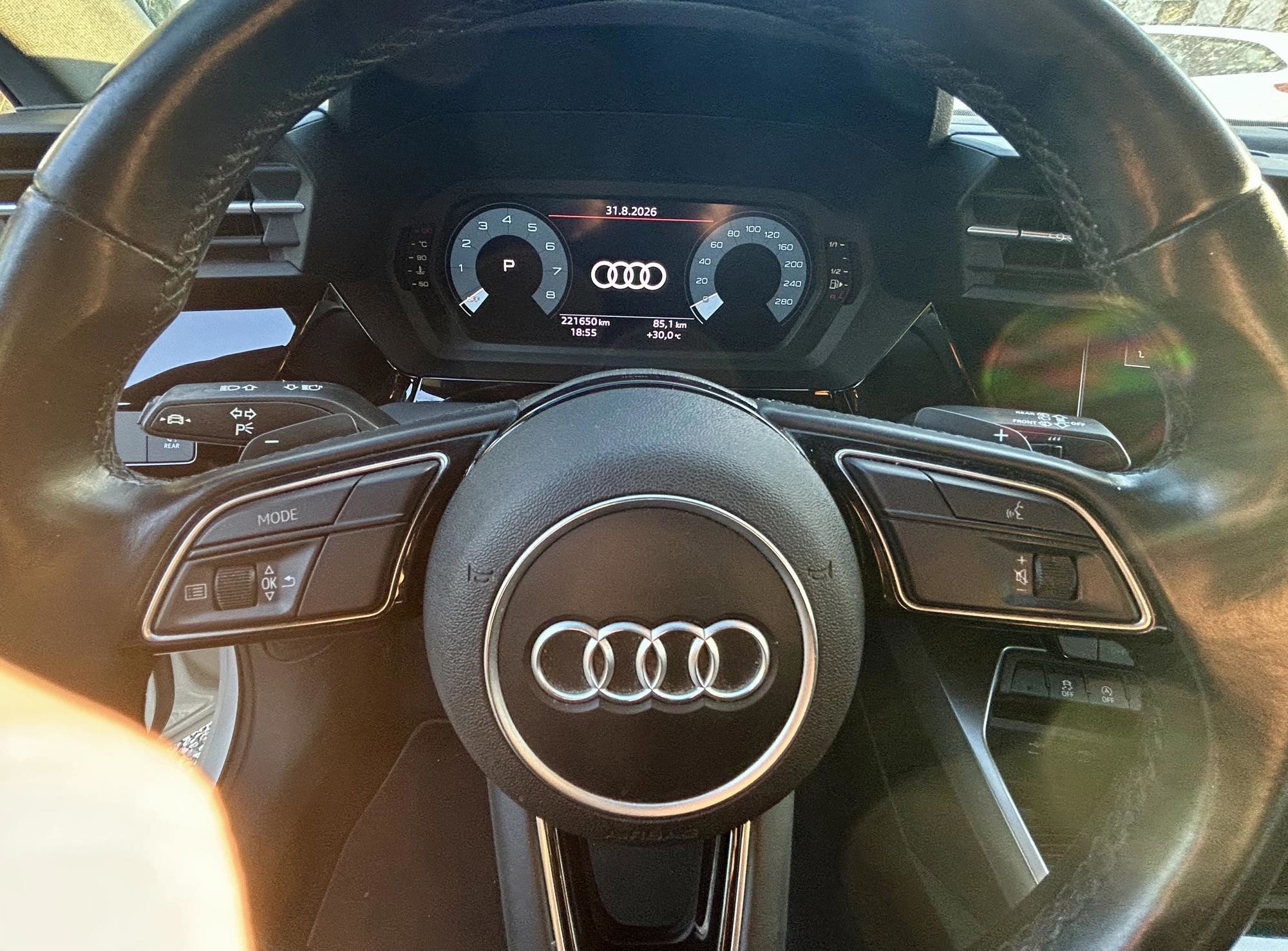Prodam Audi A3 hibrid, fotografija 4