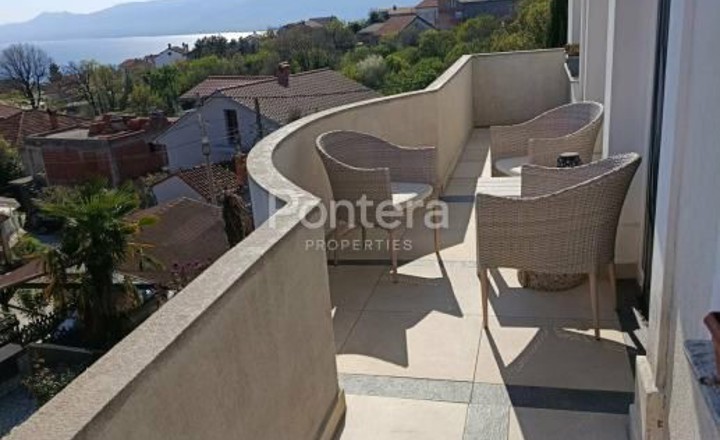 ZAMET, 3s+db s balkonom i pogledom na more