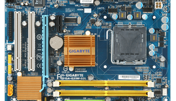 GA-G31M-S2L + Pentium E5200 + 2 GB DDR2-800