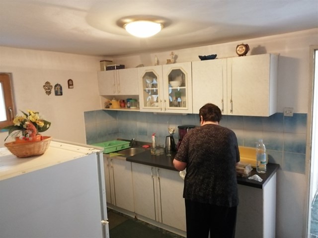 Kuća Donji Andrijevci s 1ha zemljista INDEX OGLASI