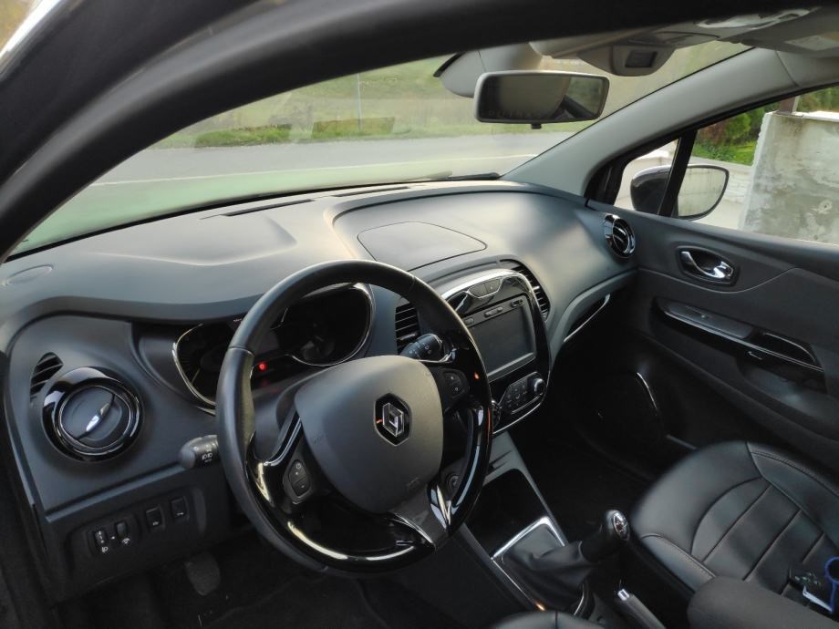 Renault Captur dCi 90, navigacija, automatska klima, koža | INDEX OGLASI
