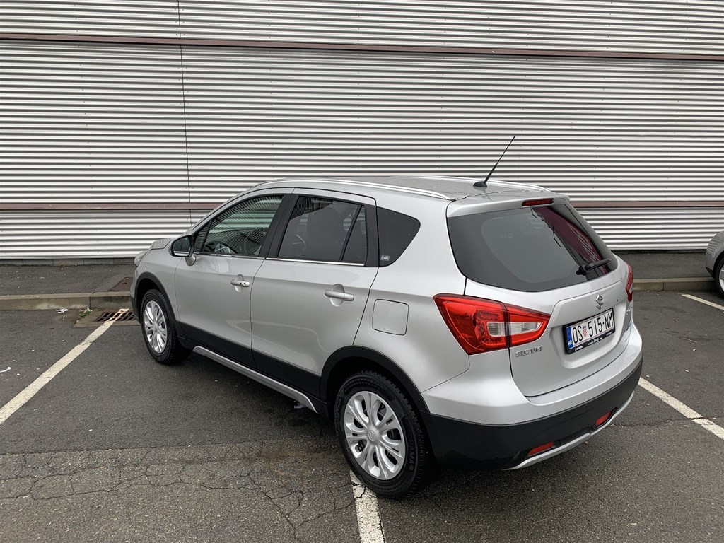 Сузуки sx4 2022