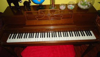 Američki piano klavir -Melville Clark-
