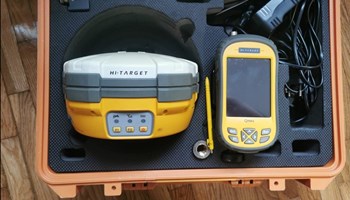 Hi-Target GPS V30 + kontroler QMINI