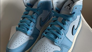Nike Air Jordan 1 Mid vel. 38.5