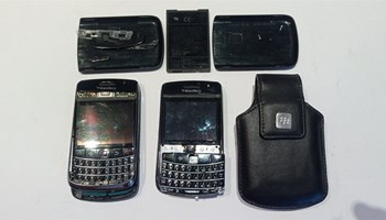 Blackberry mobiteli