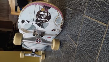 Profesionalni skateboard komplet Nomad 8.0