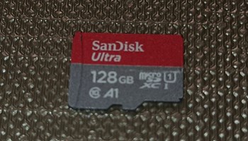 SanDisk 128GB Ultra MicroSDXC