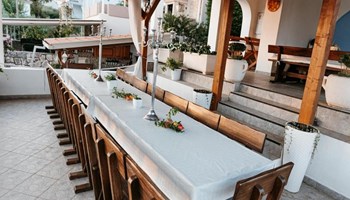 Jednosobni apartman s terasom i pogledom na more Komarna, Ušće Neretve (A-21938-f)
