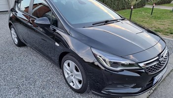 Opel Astra 1.6 CDTI ecoFlex Dynamic Start/Stop, veliki servis, reg.do 11/2023...