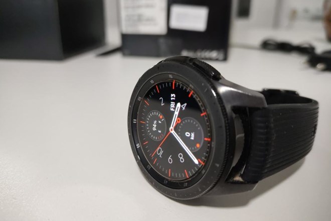 Samsung galaxy watch - SM-R810