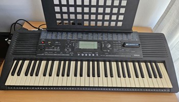 Klavijatura Yamaha PSR-320