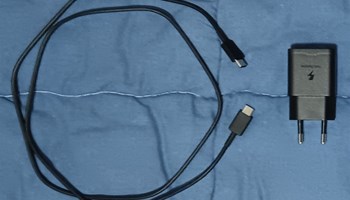 Samsung 15W brzi punjač - adapter + kabel