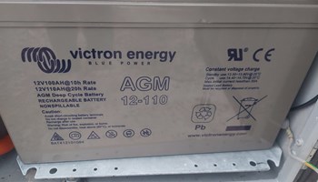 Victron AGM alumulator - kao novi - 110Ah, Agm deep cycle, pod garancijom