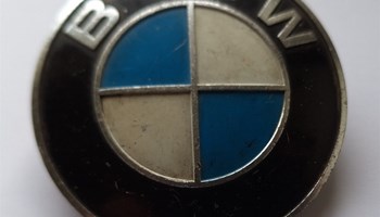BMW 2002  amblem