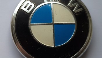 BMW E10, E23 amblem