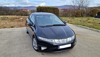 Honda Civic 2.2 CDTI ▪︎Reg 1mj 2025▪︎ ▪︎Uredno Stanje Vozila▪︎ ▪︎Dugogodisnji vlasnik▪︎