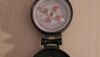 Ručni kompas